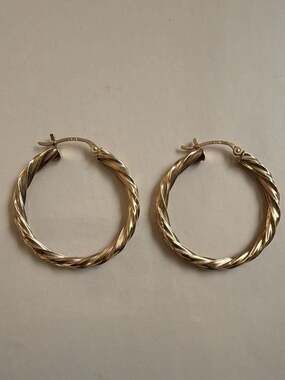 Vintage 14K Yellow Gold Twisted Hoop Earrings 2.2g Solid Gold Chevron Stamp